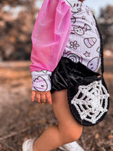 Load image into Gallery viewer, Spider web purse
