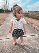 Load image into Gallery viewer, Kollyns crop top
